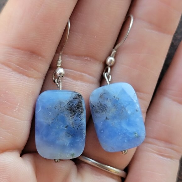 Natural blue opal faceted square 925 sterling silver dangle earrings - Picture 7 of 16